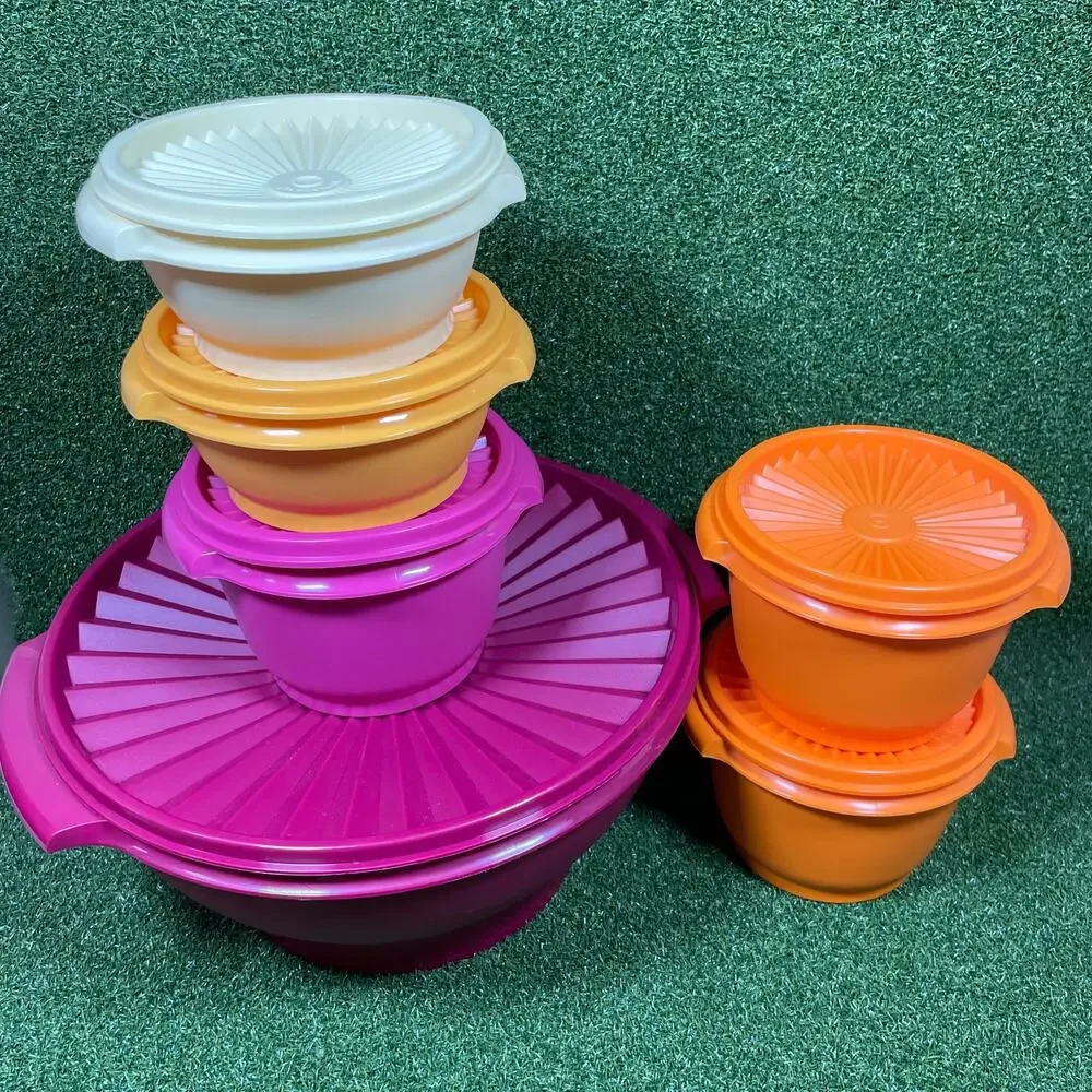 Vintage Lot of 6 Tupperware Servalier Bowls with Lids